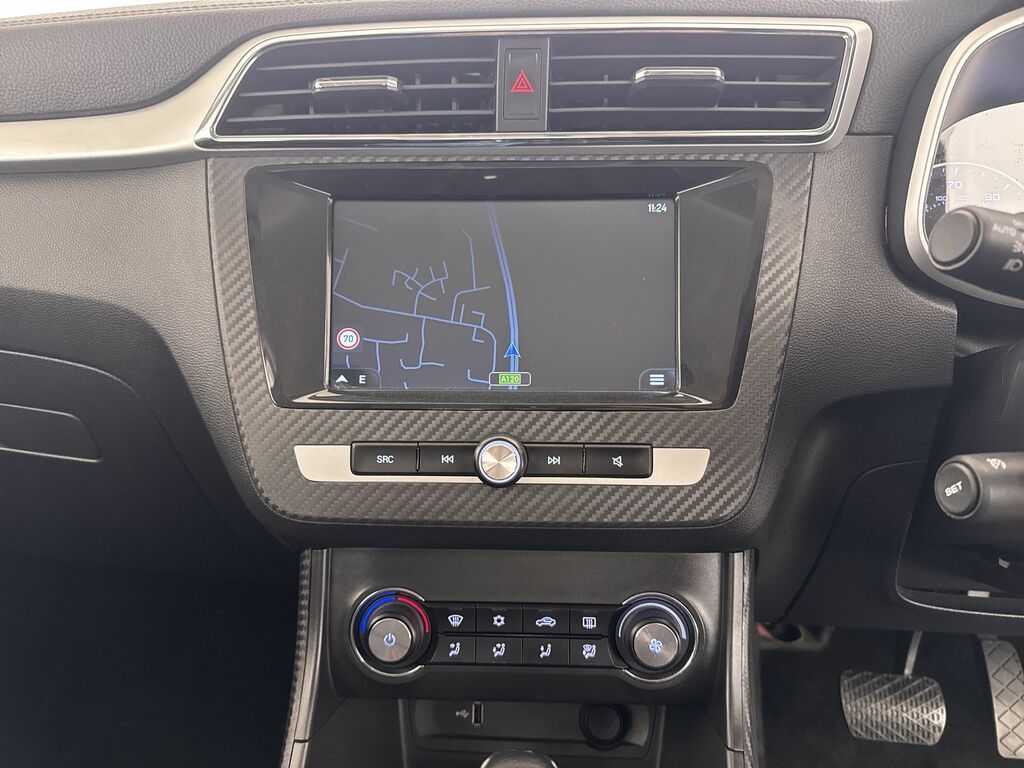 MG ZS 1.0 Zs Exclusive T Silver #11