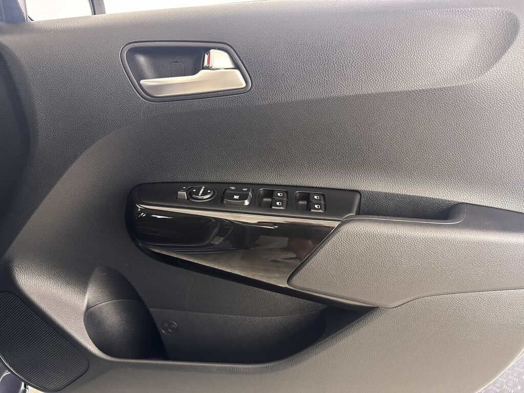Kia Picanto 1.0 2 4 Seats Hatchback Black #22