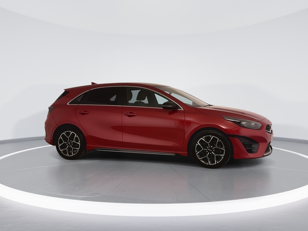 Kia Ceed 1.5T Gdi Isg 138 Gt-line Red #2