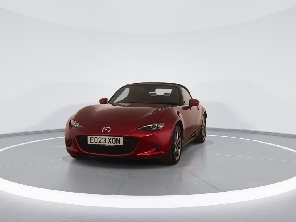 Mazda MX-5 1.5 132 Exclusive-line Red #2
