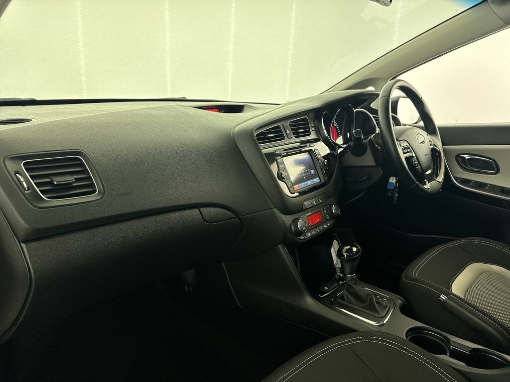 Kia Ceed 1.6 Crdi Ecodynamics 2 Sportswagon Euro 5 Ss Silver #16
