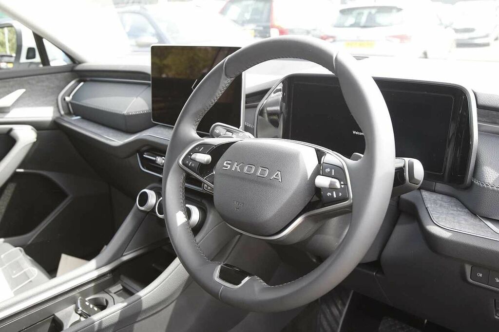 Skoda Kodiaq Se L 7 Seats 1.5 Tsi E-tec 150 Ps Dsg KM75ULJ White #6