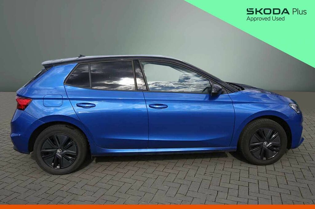 Skoda Fabia Hatch Design Edition 1.0 Mpi 80 Ps 5G Man SM25BBF Black #4
