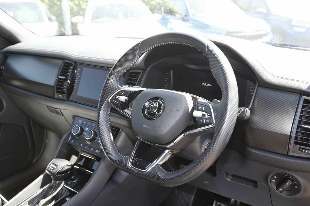 Skoda Kodiaq 2.0 Tdi Sport Line 4X4 Dsg 7 Seat SR22GJY Silver #6