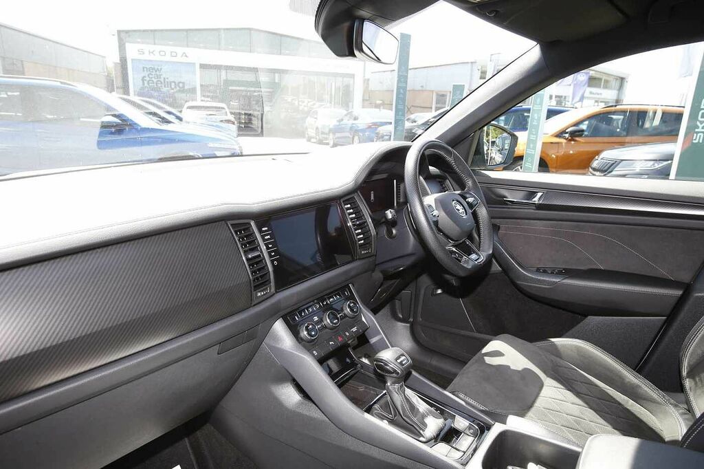 Skoda Kodiaq 2.0 Tdi Sport Line 4X4 Dsg 7 Seat SR22GJY Silver #2
