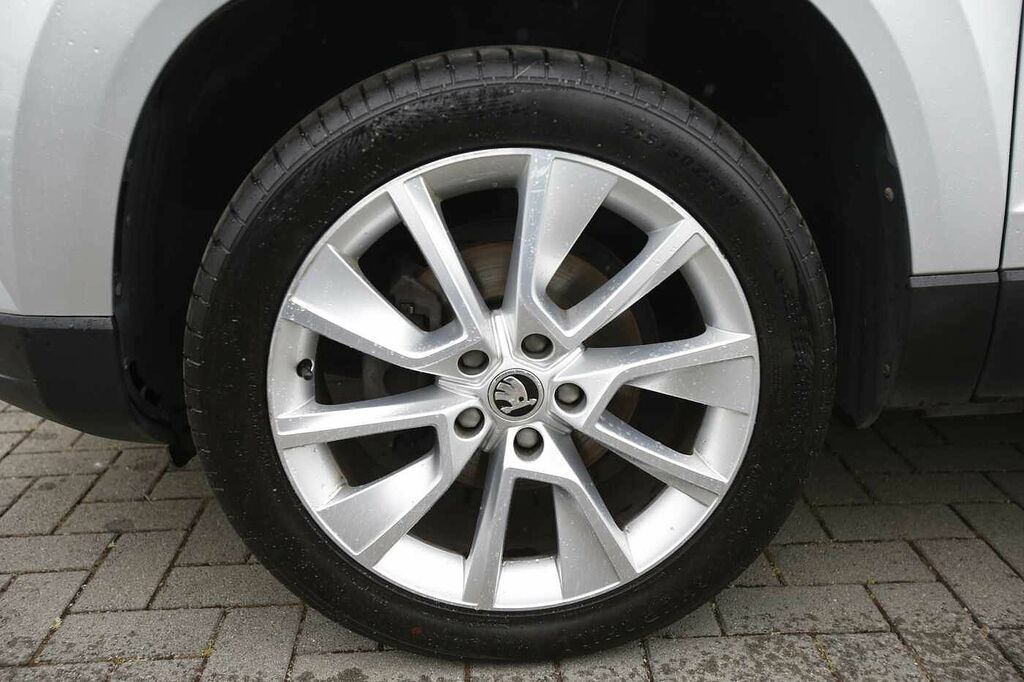 Skoda Karoq Se L 1.0 Tsi 115 Ps 6G Man KY69LXR Silver #5