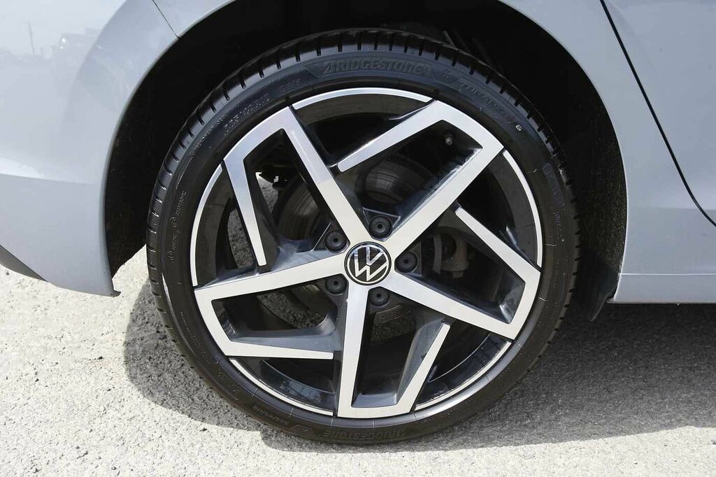 Volkswagen Golf Style 2.0 Tdi 150Ps Dsg DY70ZKX Grey #5
