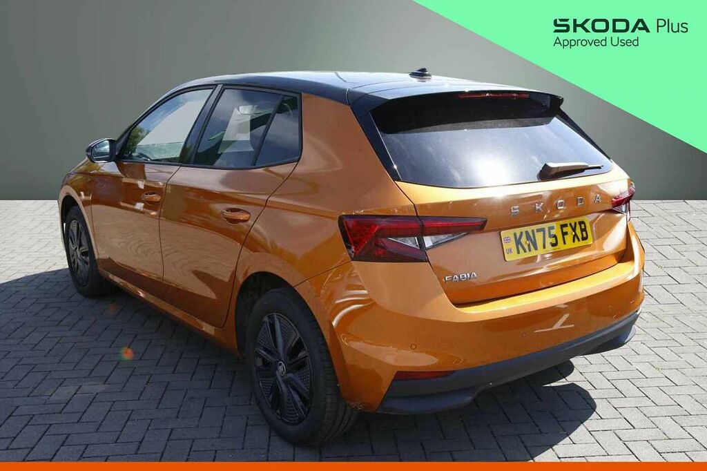 Skoda Fabia Hatch Design Edition 1.0 Tsi 116 Ps Dsg KN75FXB Orange #3