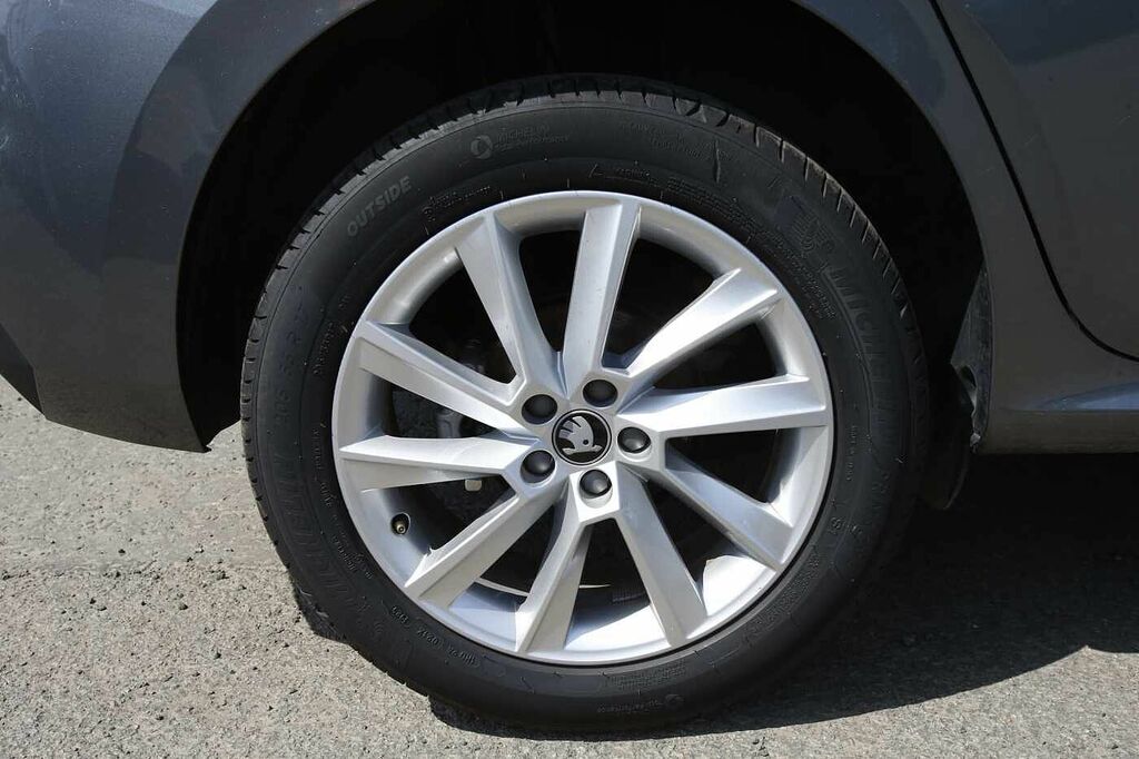 Skoda Kamiq Se Edition 1.0 Tsi 116 Ps Dsg GF75XRY Grey #5