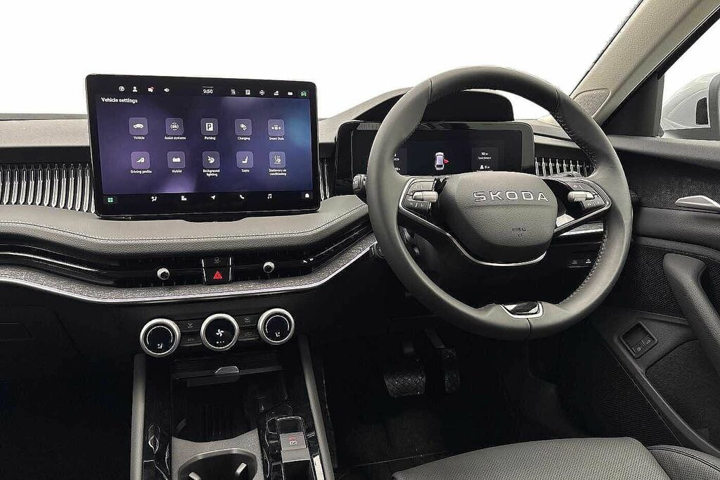 Skoda Superb Estate Se L 1.5 Tsi Iv 204 Ps Dsg Silver #2