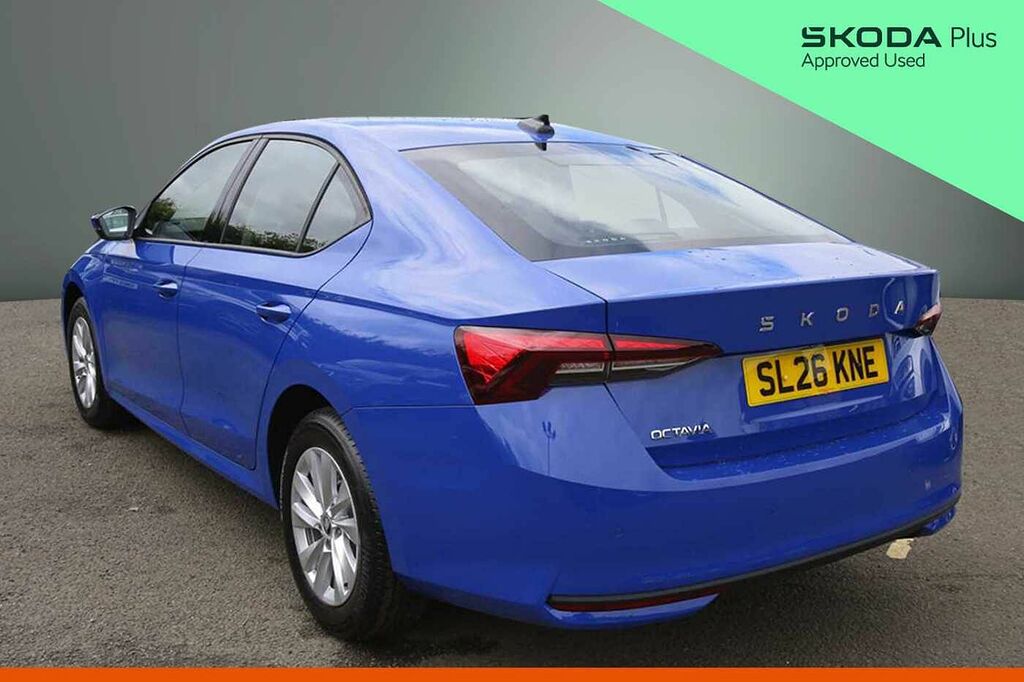 Skoda Octavia 1.5 Tsi Se Technology Blue #3