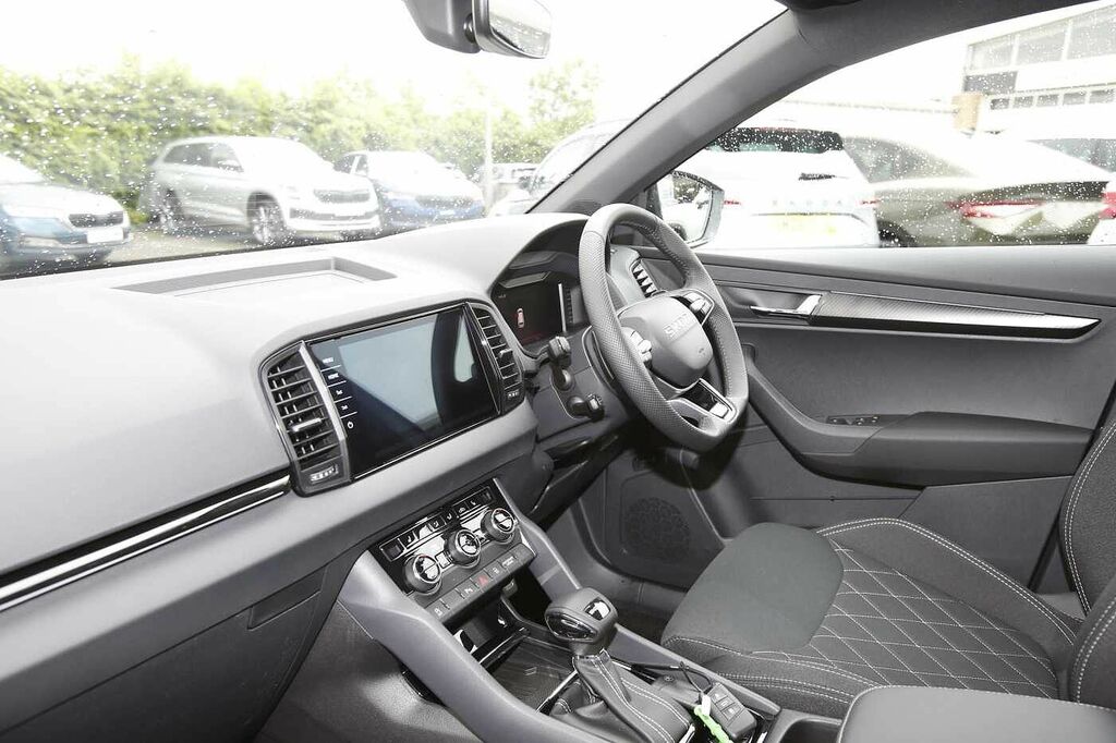 Skoda Karoq 1.5 Tsi Sportline Edition Dsg Silver #2