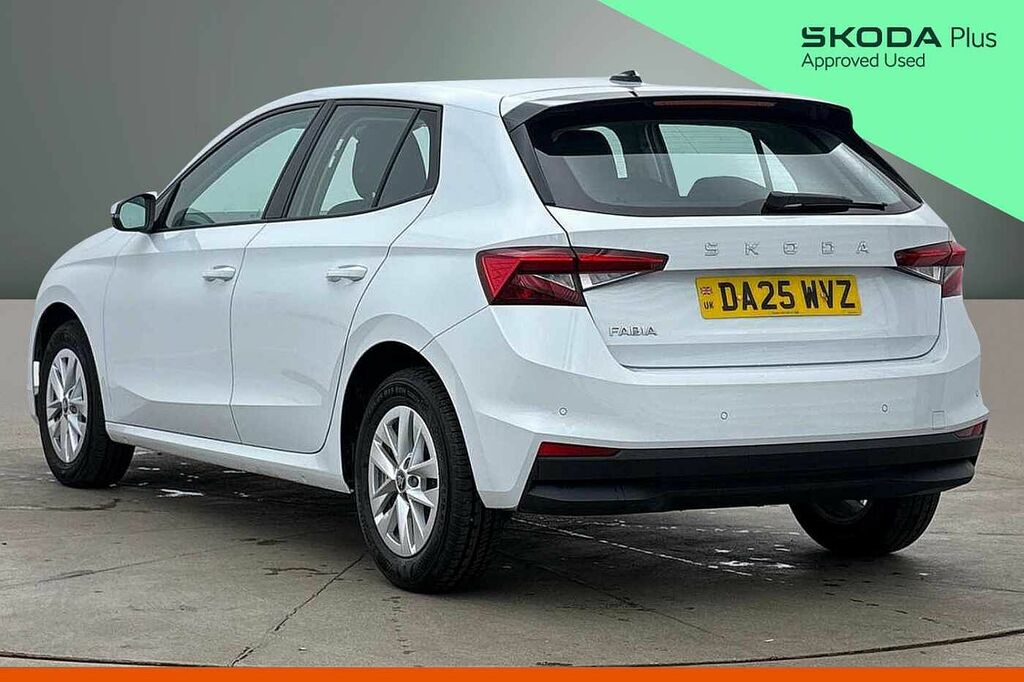 Skoda Fabia 1.0 Tsi 116 Se Edition DA25WVZ White #3