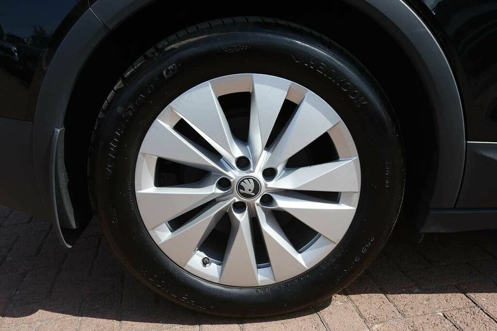 Skoda Elroq Se L 85 82 Kwh 286 Ps Single Speed Black #5