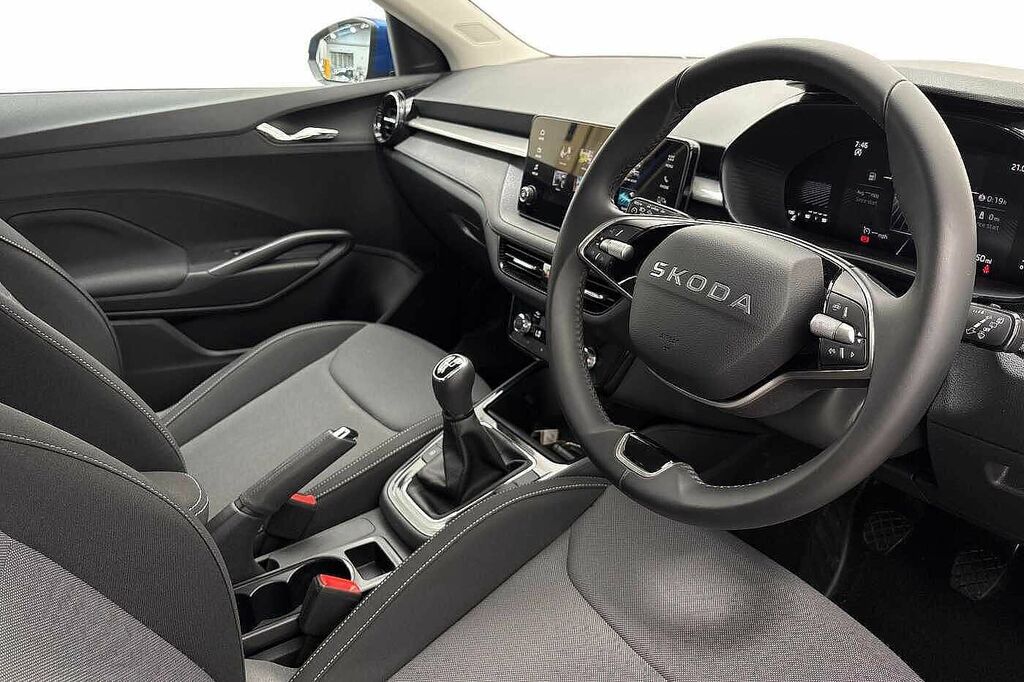 Skoda Fabia 1.0 Tsi Se Edition KN75YVC Blue #6