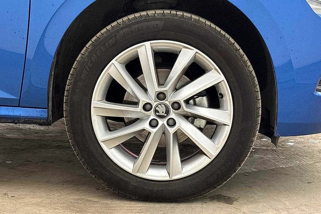 Skoda Kamiq 1.0 Tsi Se Edition Dsg Blue #5