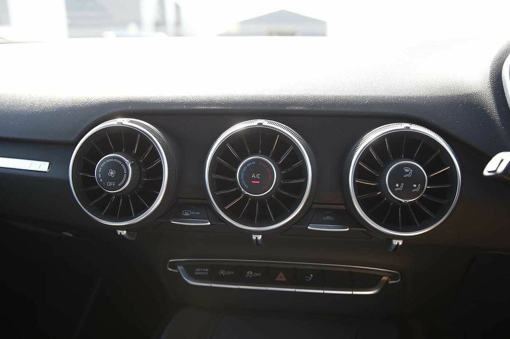 Audi TT 45 Tfsi Quattro S Line S Tronic Tech Pack Blue #18