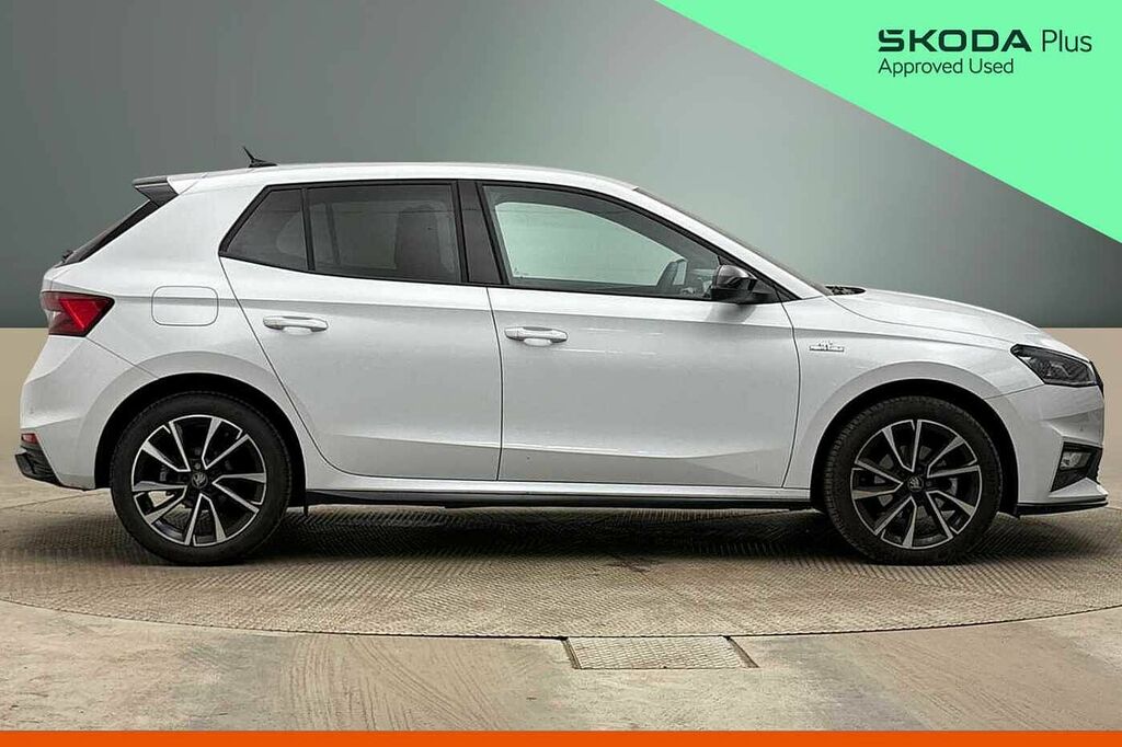 Skoda Fabia Hatch Monte Carlo Edition 1.5 Tsi 150 Ps Dsg DA75SSV White #4