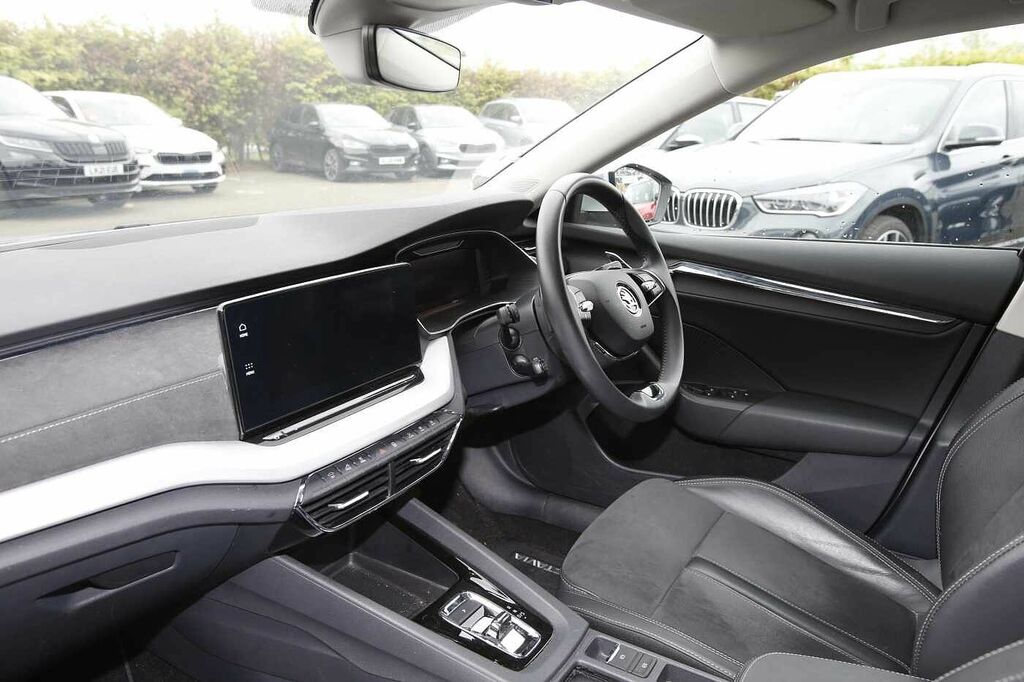 Skoda Octavia 2.0 Tdi 150 Se L Dsg Silver #2