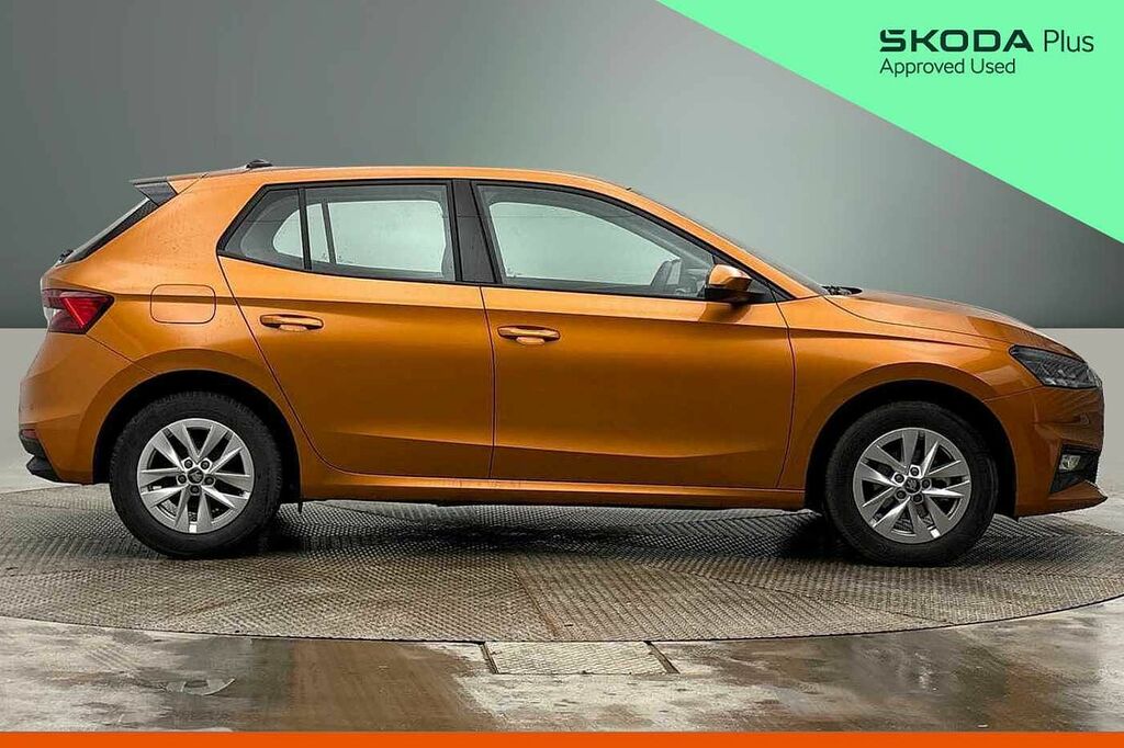 Skoda Fabia 1.0 Tsi Se Edition Orange #4