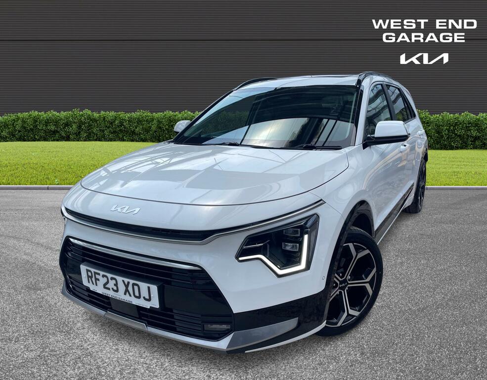 Kia Niro 4 Spec 1.6 Self Charging Hybrid RF23XOJ White