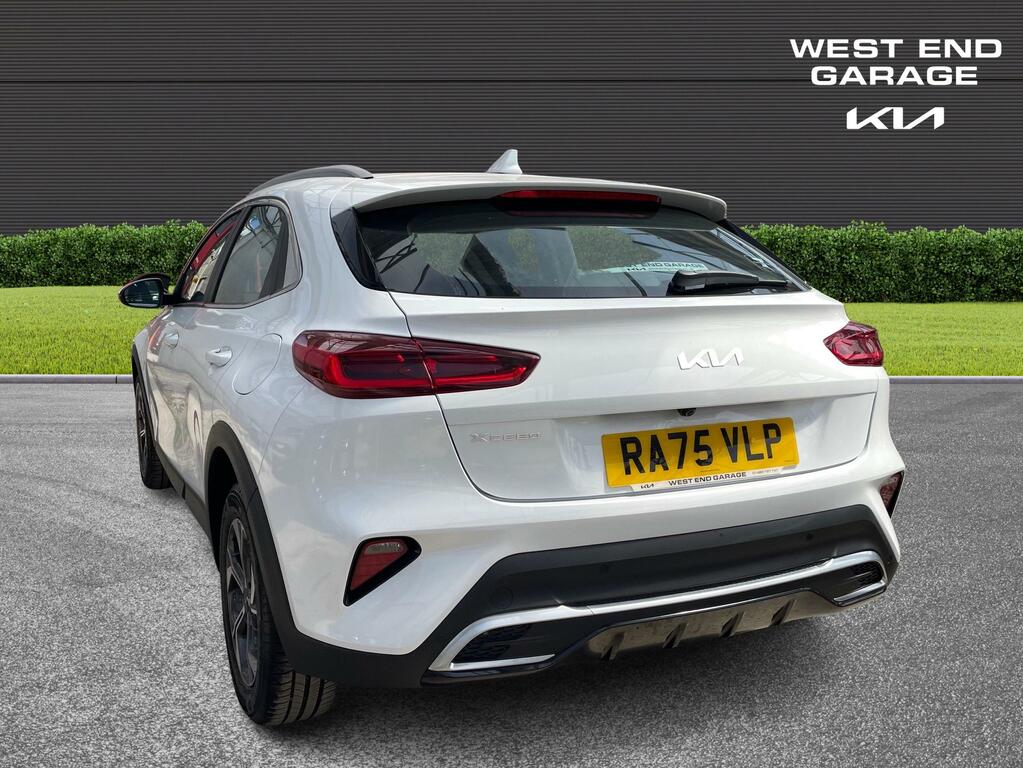 Kia Xceed Pure 1.0 White #4
