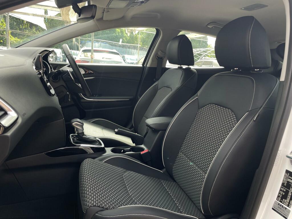 Kia Xceed 1.0T Gdi Isg 113 Gt-line S Dct Hatchback Silver #14