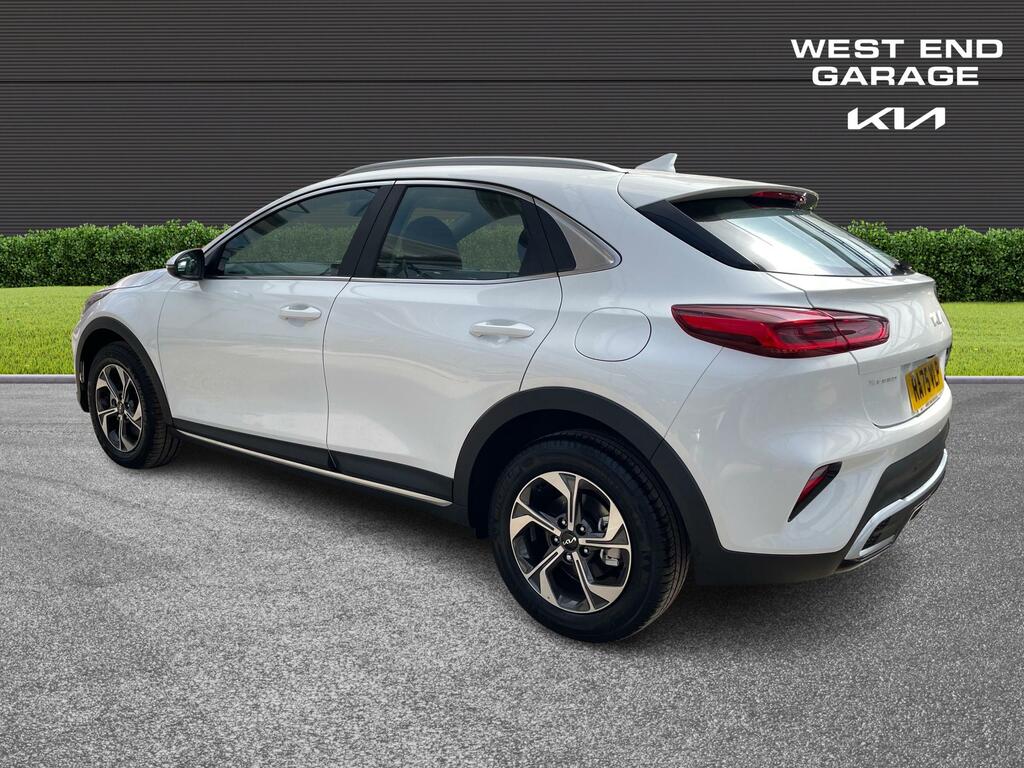 Kia Xceed Pure 1.0 White #6