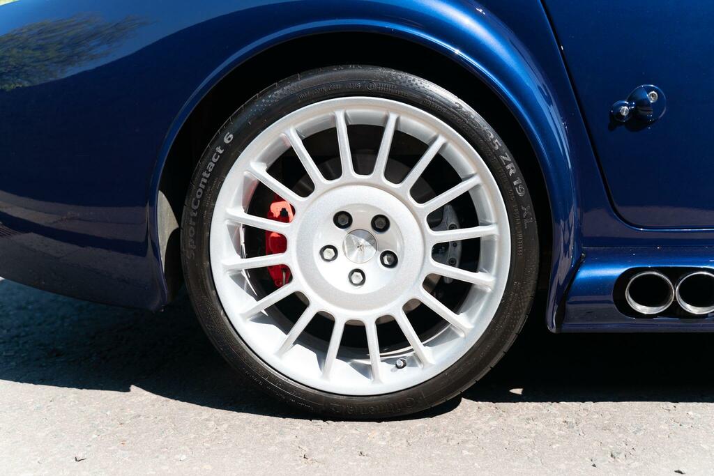 Morgan Aero 8 4.8 Coupe 282 Gkm, 367 Bhp U Red #23