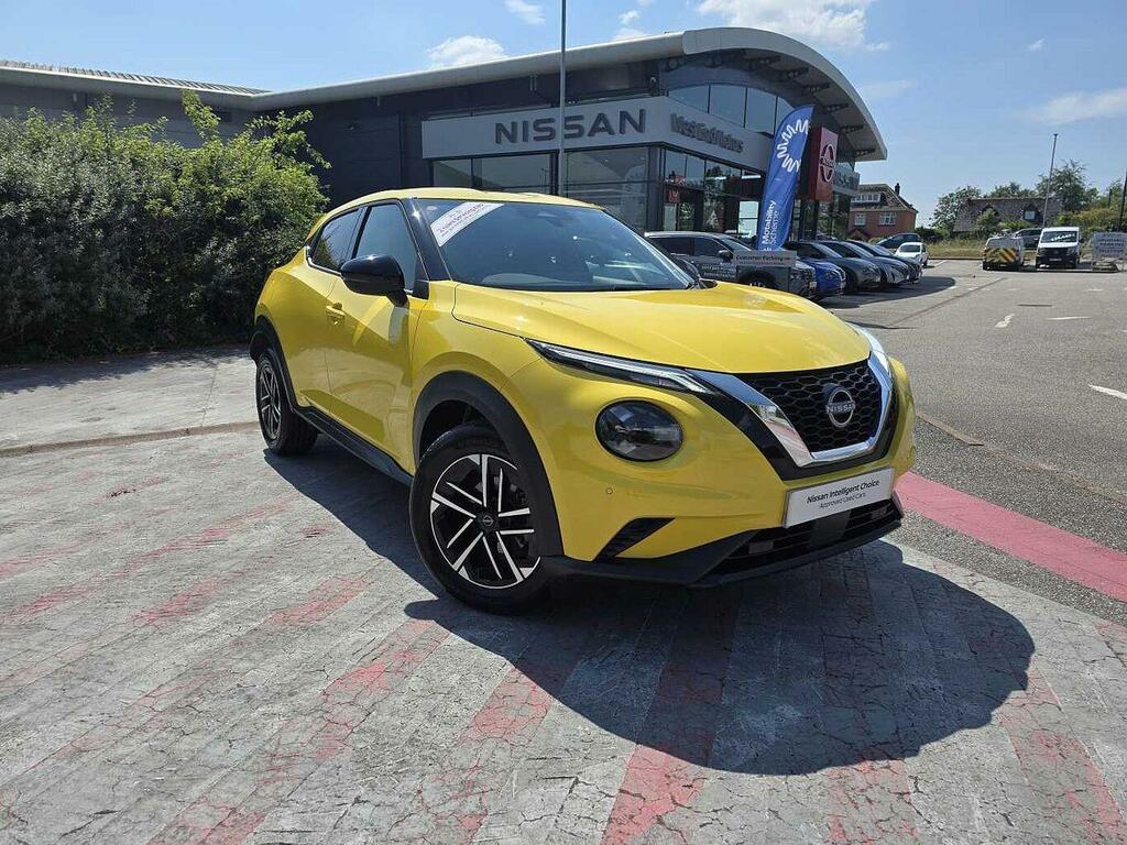 Nissan Juke 1.0 Dig-t N-connecta Suv Euro 6 Yellow
