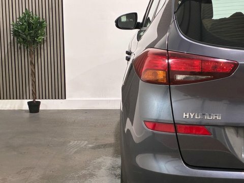 Hyundai Tucson 1.6 Gdi Se Nav Suv Euro 6 Ss Blue #39