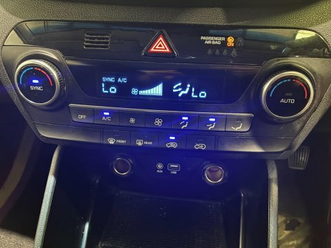 Hyundai Tucson 1.6 Gdi Se Nav Suv Euro 6 Ss Blue #31