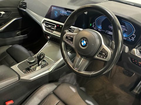 BMW 3 Series 2.0 330E 12Kwh YB70VCW White #3
