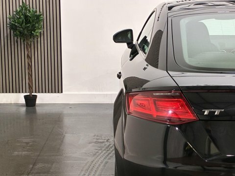 Audi TT 2.0T Fsi S Line  #47