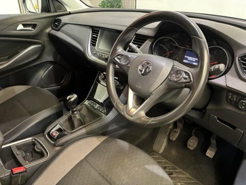 Vauxhall Grandland X 1.6 Turbo D NL18CVH Black #3