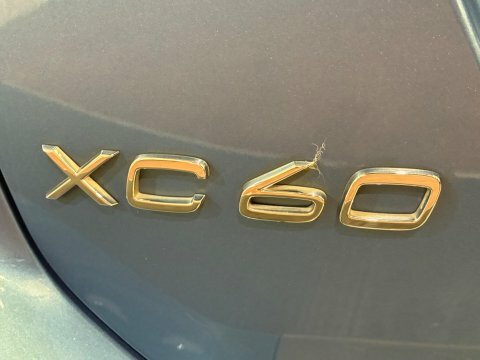 Volvo XC60 D4 R Red #47