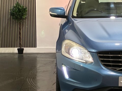Volvo XC60 D4 R Red #51