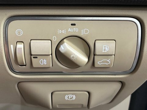 Volvo XC60 D4 R Red #26
