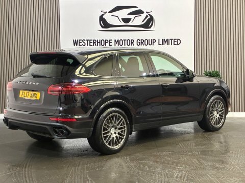 Porsche Cayenne 3.0 Td V6 Black #4