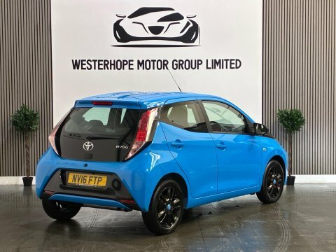 Toyota Aygo 1.0 Vvt-i X-cite Blue #4