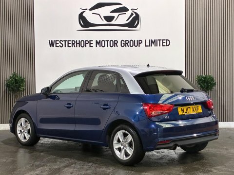 Audi A1 1.0 Tfsi Se Blue #2