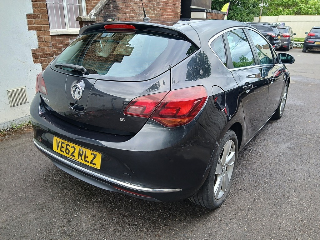 Vauxhall Astra Sri Black #5