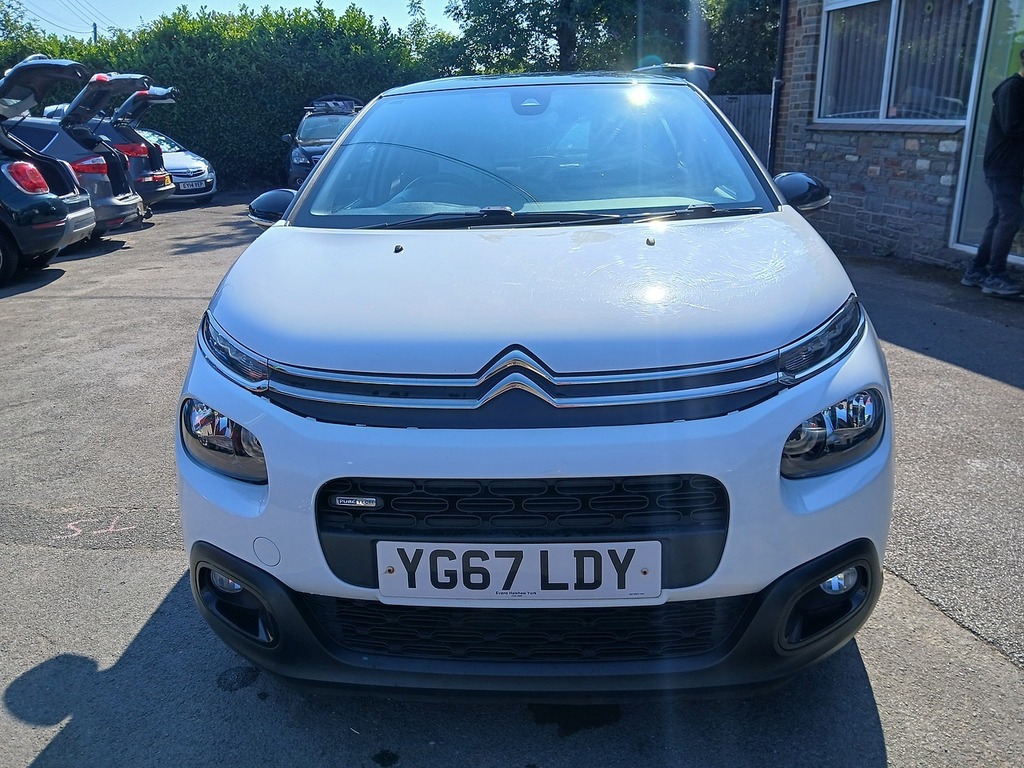Citroen C3 Puretech Flair White #2