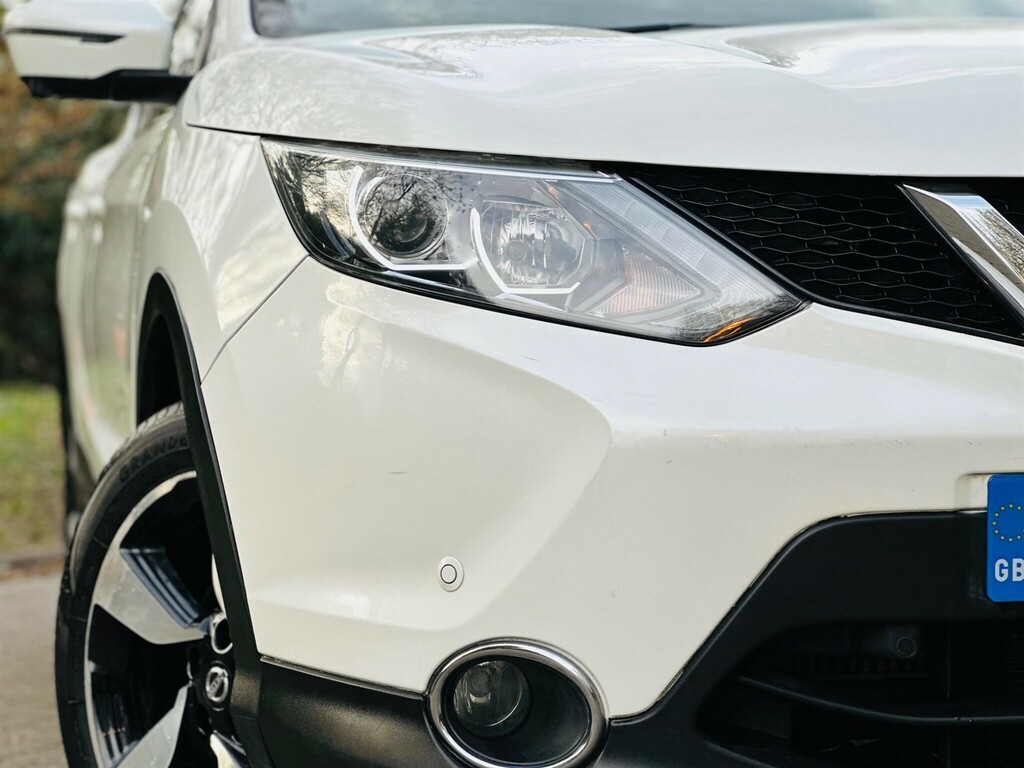 Nissan Qashqai 2015 1.2 Dig-t N-tec Xtron 2Wd Euro 6 Ss White #4
