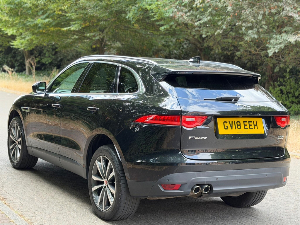 Jaguar F-Pace 2018 2.0 D180 Portfolio Awd Euro 6 Ss Black #6