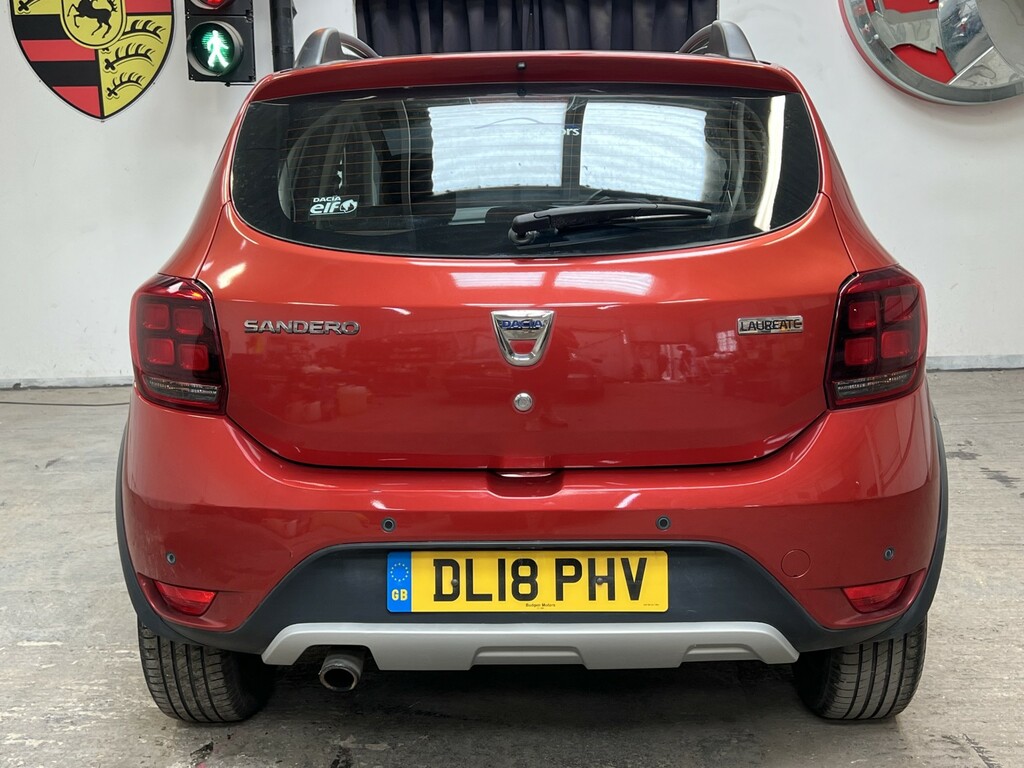 Dacia Sandero Stepway 0.9 Stepway Laureate Tce 90 Red #6