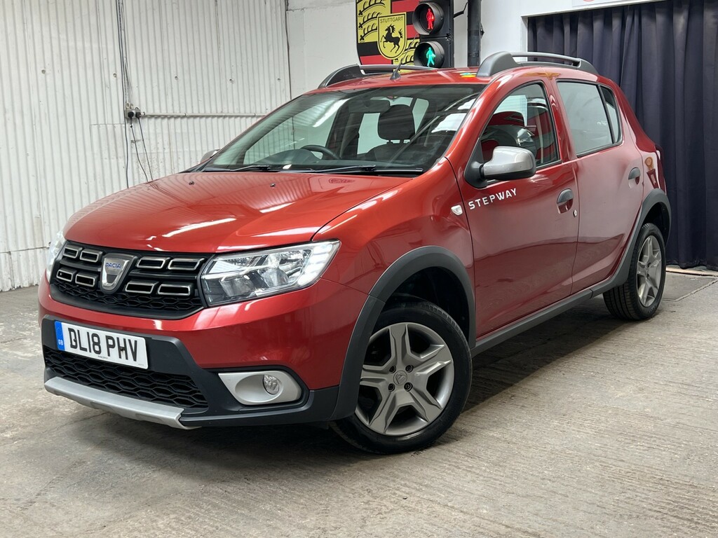 Dacia Sandero Stepway 0.9 Stepway Laureate Tce 90 Red