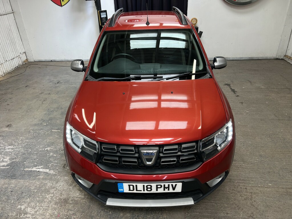 Dacia Sandero Stepway 0.9 Stepway Laureate Tce 90 Red #3