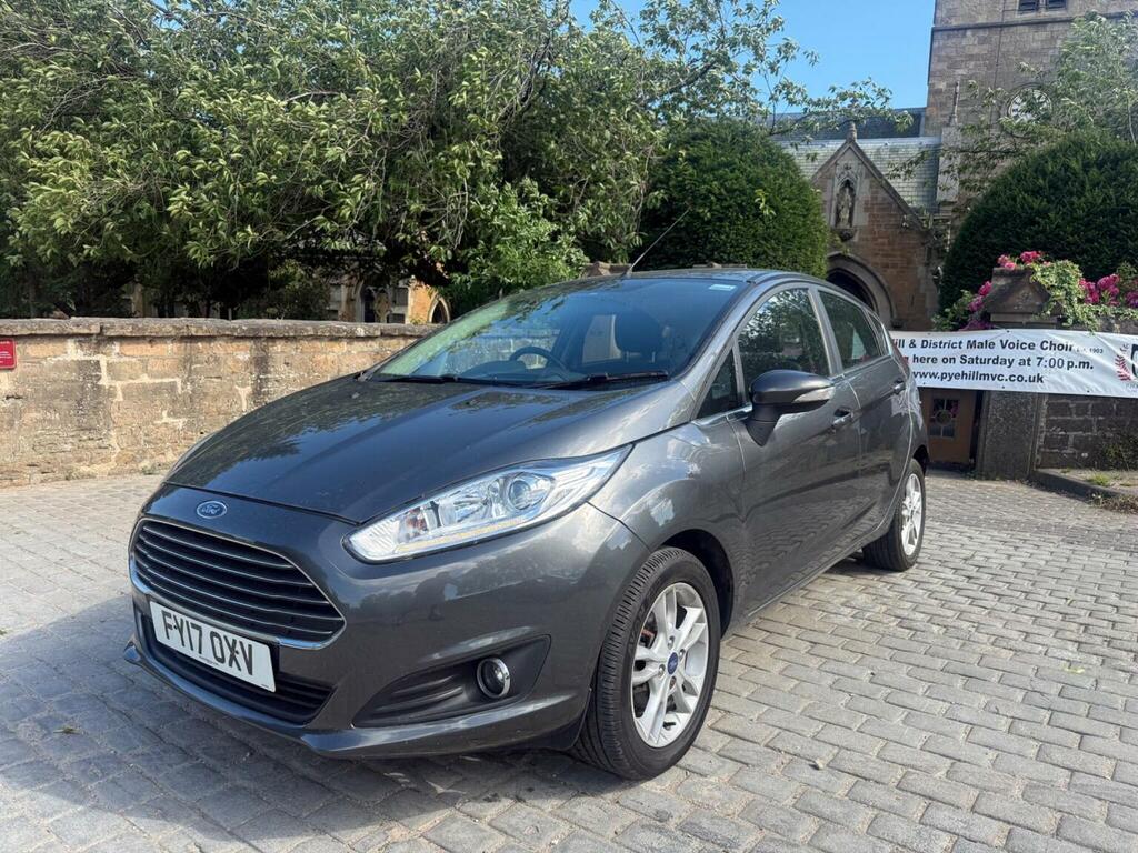 Ford Fiesta 1.0T Ecoboost Zetec Euro 6 Ss Grey