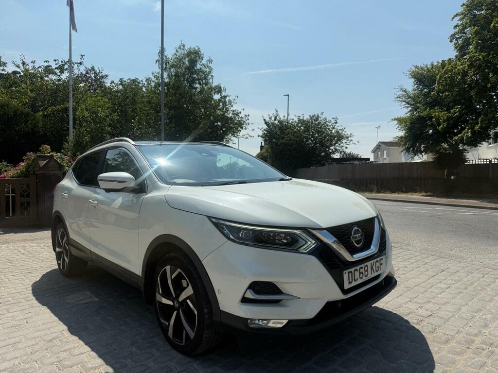 Nissan Qashqai 1.5 Dci Tekna Euro 6 Ss DC68KGF White #4